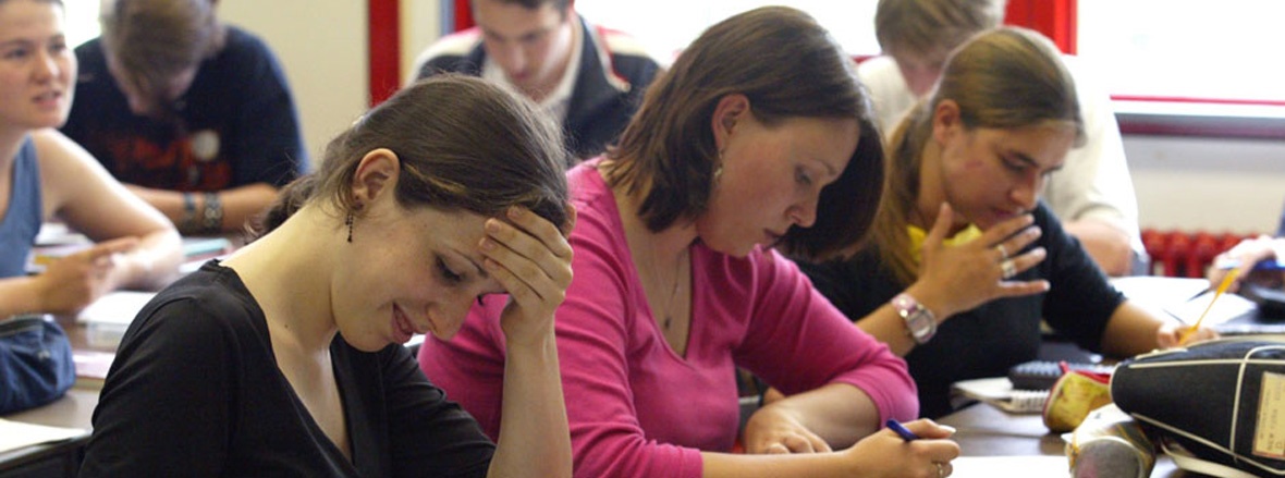 Schule und Weiterbildung Schule und Weiterbildung