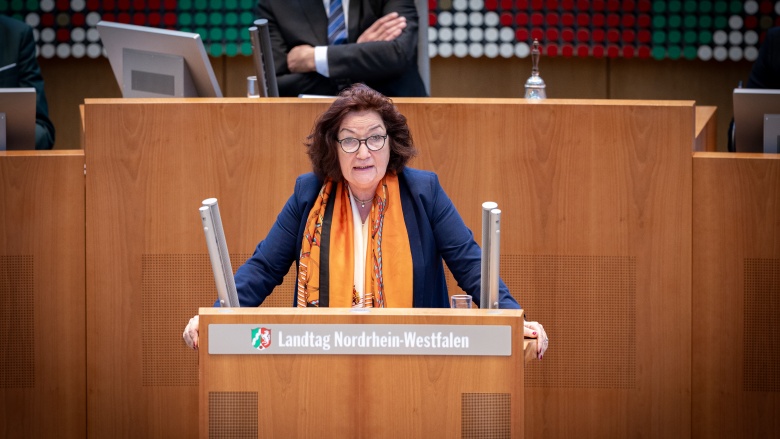 Claudia Schlottmann schulpolitische Sprecherin NRW Landtagsfraktion CDU