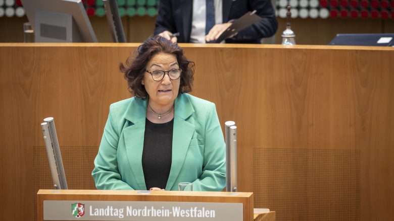 Claudia Schlottmann